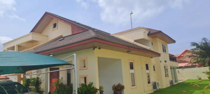 5 Bedroom Ensuite For Sale at Sakumono