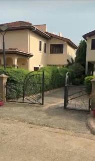 4 Bedrooms Selling Now