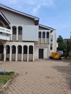 5 Bedroom House Fully Titled At East Airport
