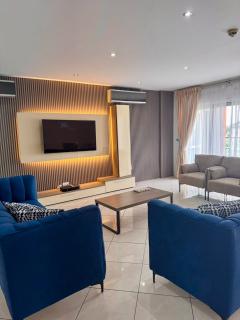 3 Bedroom Apartments Fully Furnished For Rent